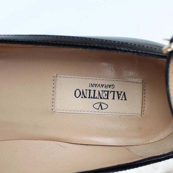 NEW Valentino Garavani Patent Leather Heeled Pump - Picture 13 of 16